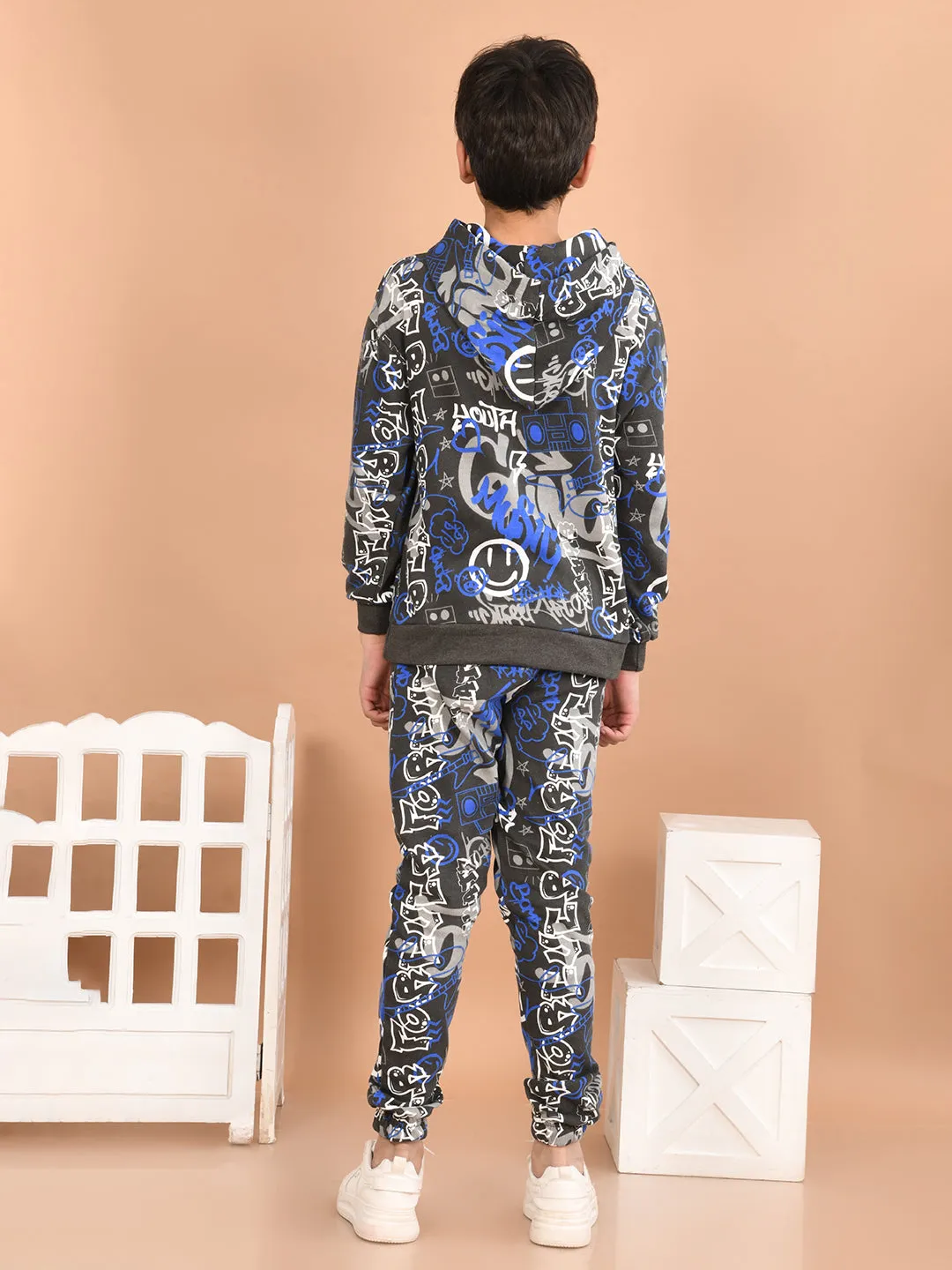 Boys Printed Sweatshirt With Jogger