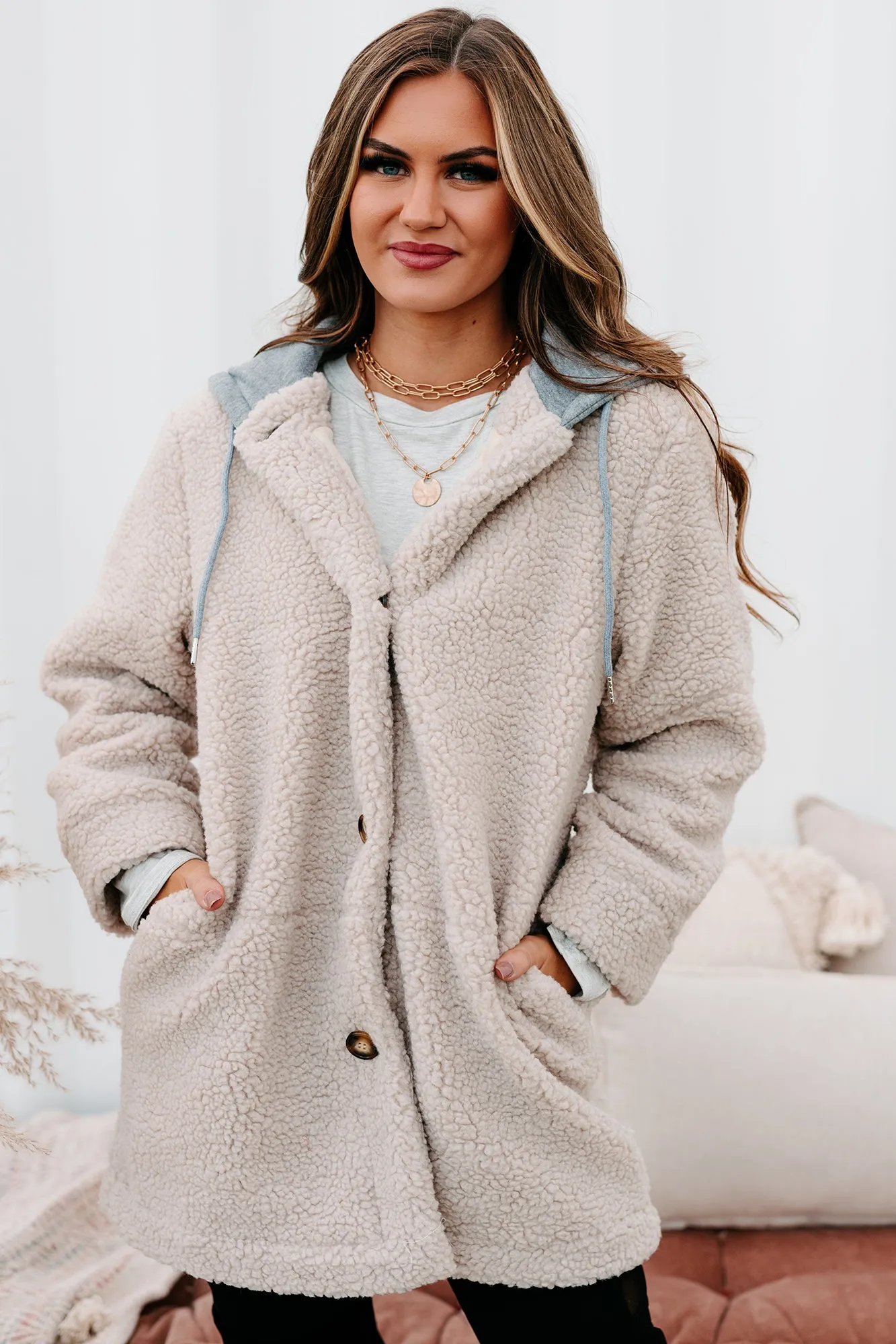 Keeping Me Toasty Hooded Teddy Coat (Light Beige/Grey)