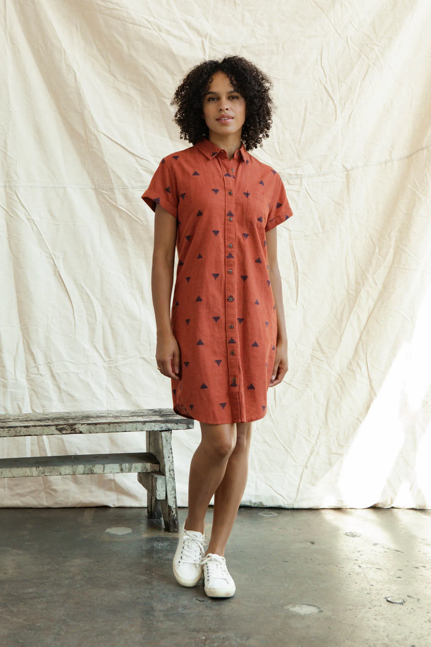 Loren Shirt Dress / Rust Fil-Coupé Pyramids