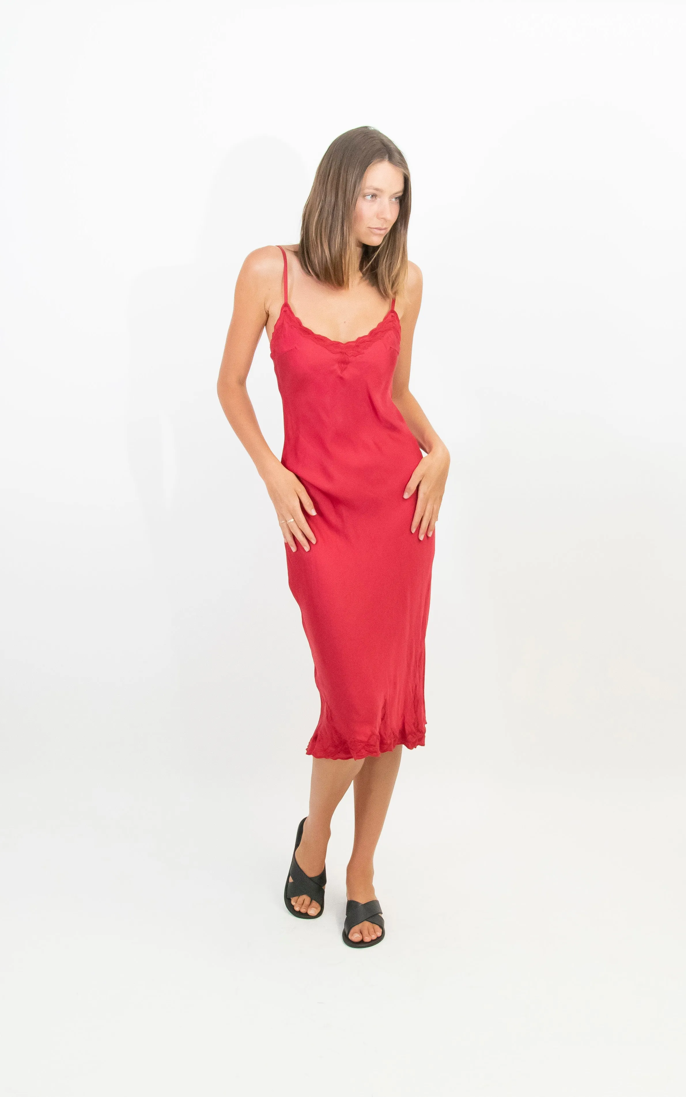 MARILYN LUXE SILK DRESS - RED