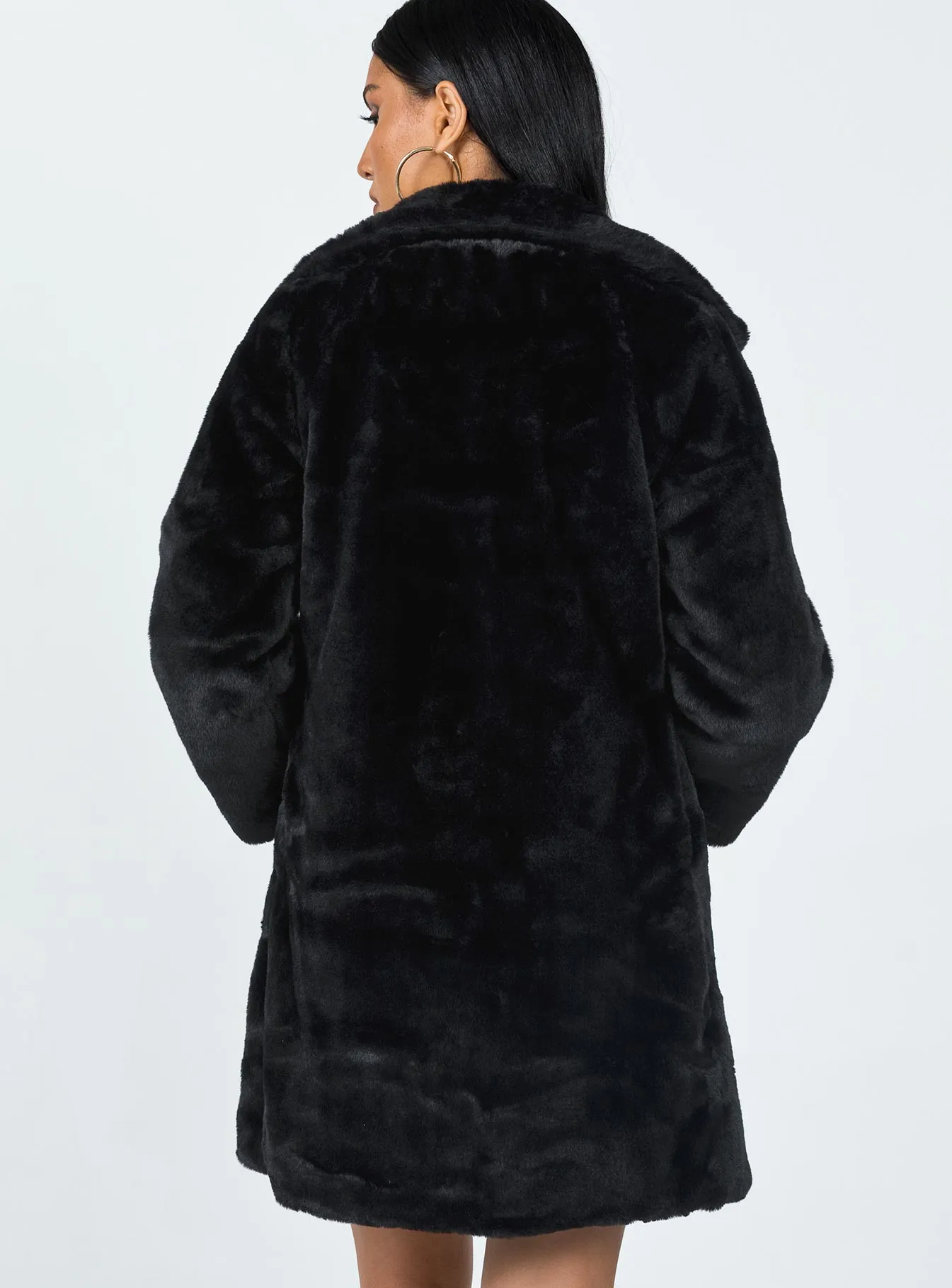 Nicha Coat Black