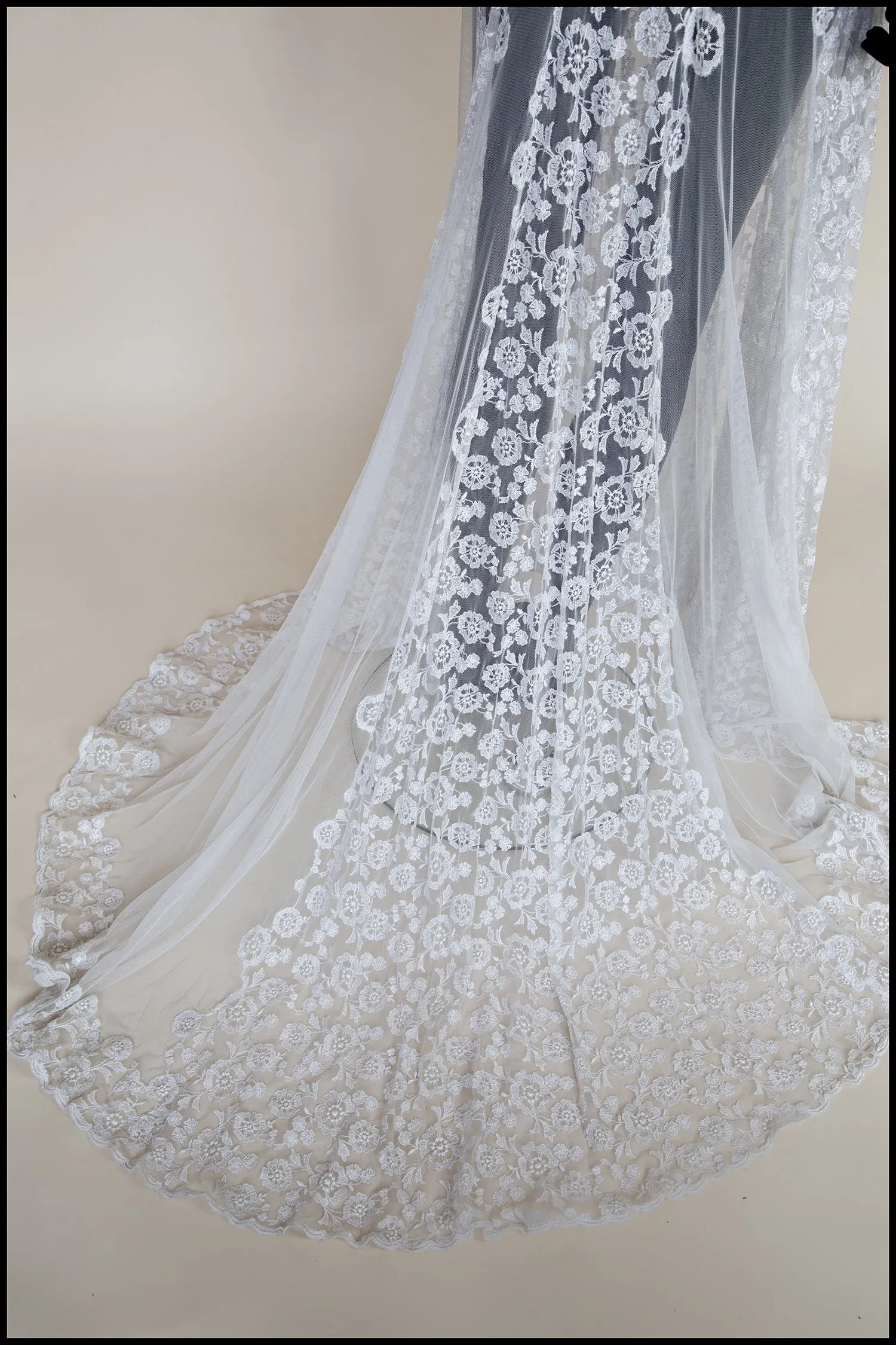 Vintage 1980s Sheer Lace Wedding Dress