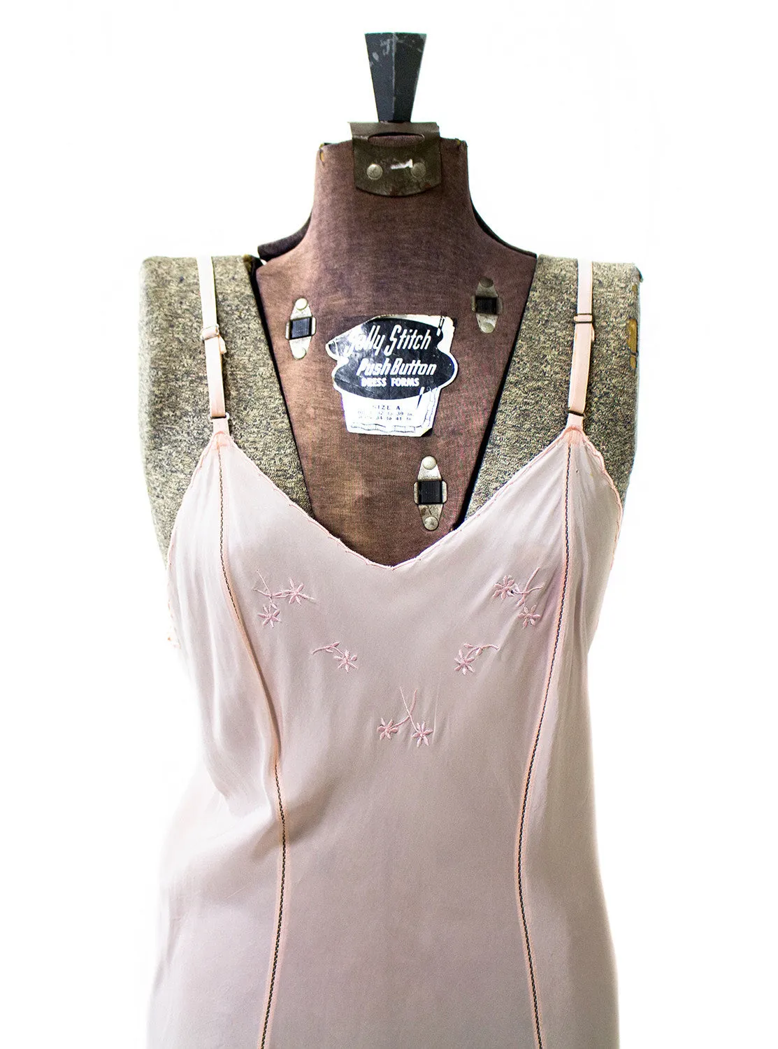 Vintage Women’s Delicate Pale Pink Slip