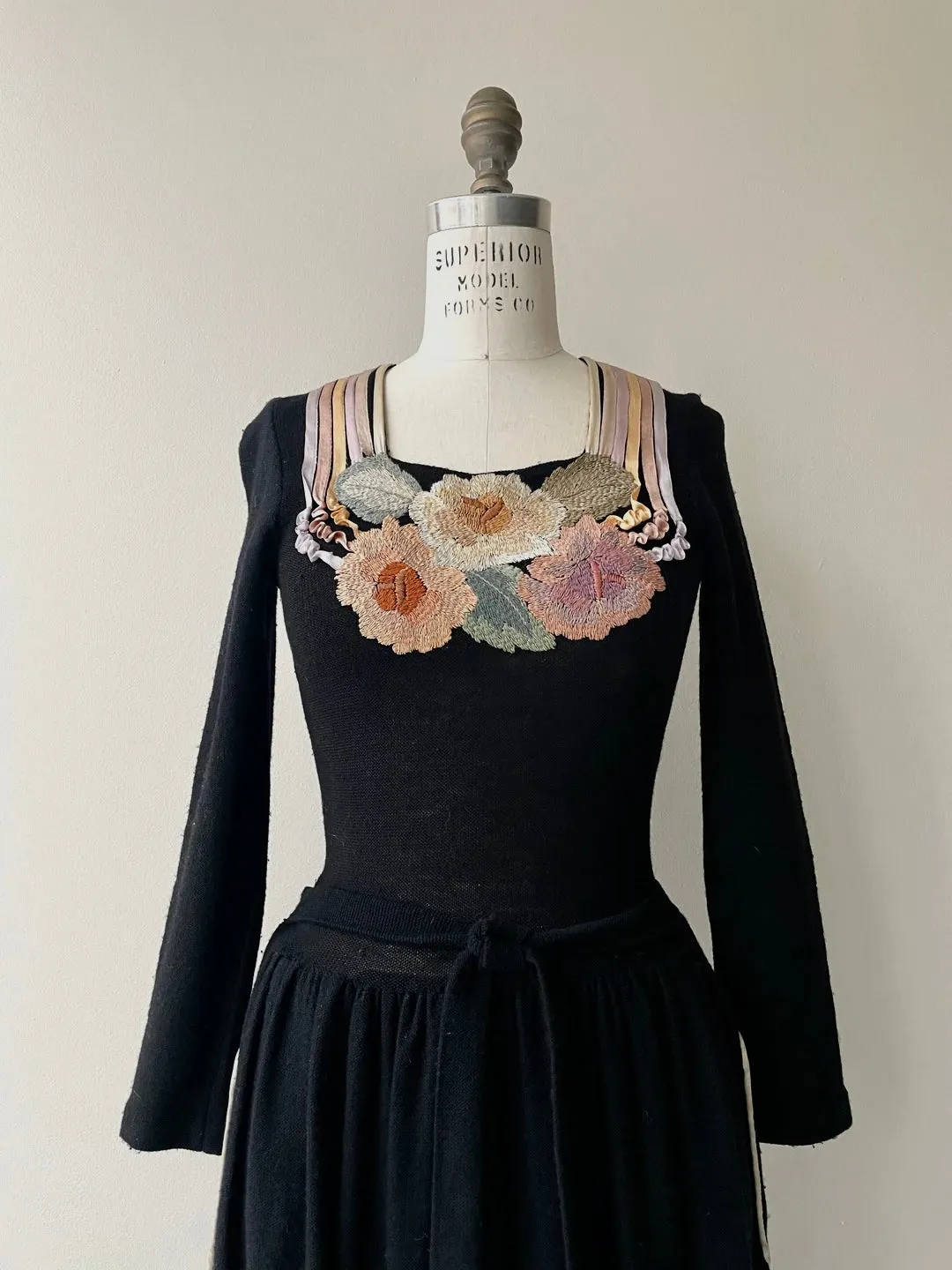 Woolen Bloom Dress | 1920s